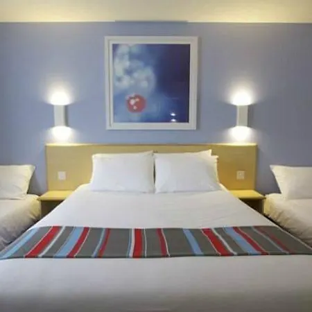 Hotel Travelodge 3*