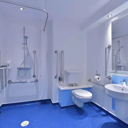 Hotel Travelodge 3*