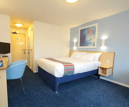 Otel Travelodge 3*